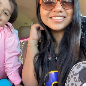 Meet your Posher, Katia